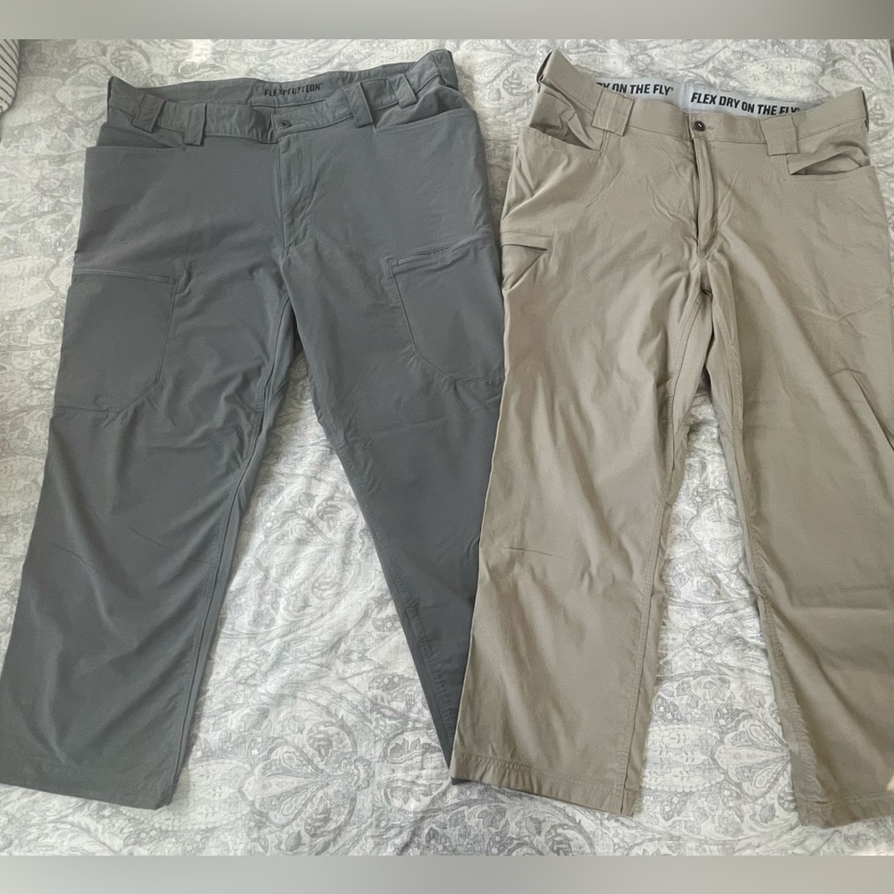 Lot of 2 mens Duluth Trading Flexpedition and Flex on the Fly pants 42x30
